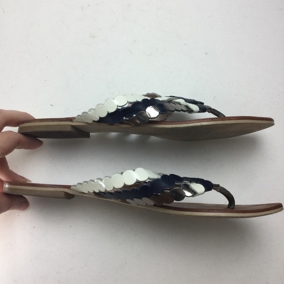 Boden Rickrack Overlapping Navy & White Thong Sandals Size 7 - Picture 4 of 12